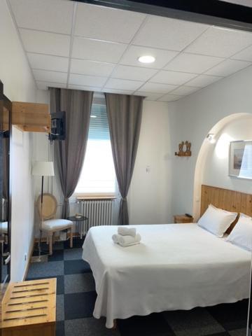 Hotel Le National Saint-Etienne  Eksteriør billede